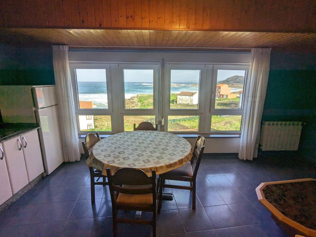 Hotel Vivienda Turistica Vacacional Maricarmen Arou Esterno foto