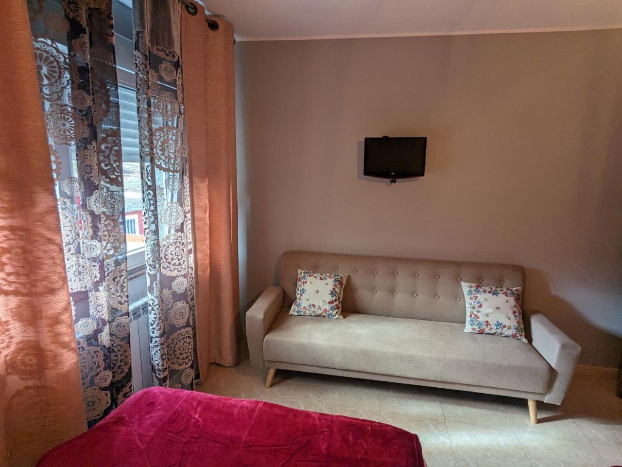 Hotel Vivienda Turistica Vacacional Maricarmen Arou Esterno foto