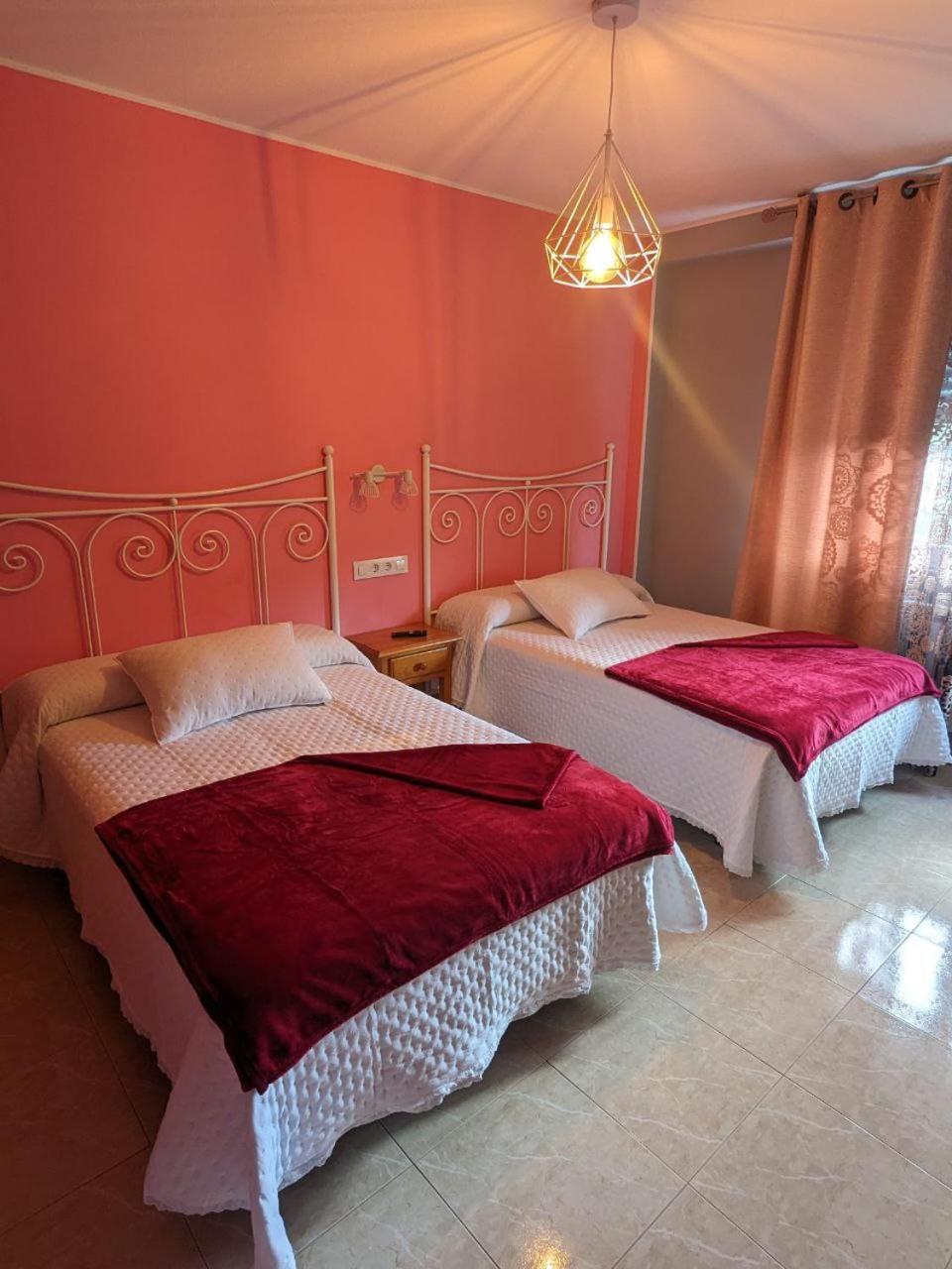 Hotel Vivienda Turistica Vacacional Maricarmen Arou Esterno foto